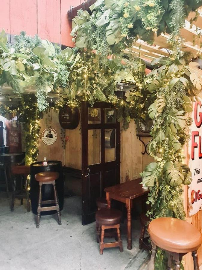 Charlie Foleys Acomodação com café da manhã Killarney Exterior foto